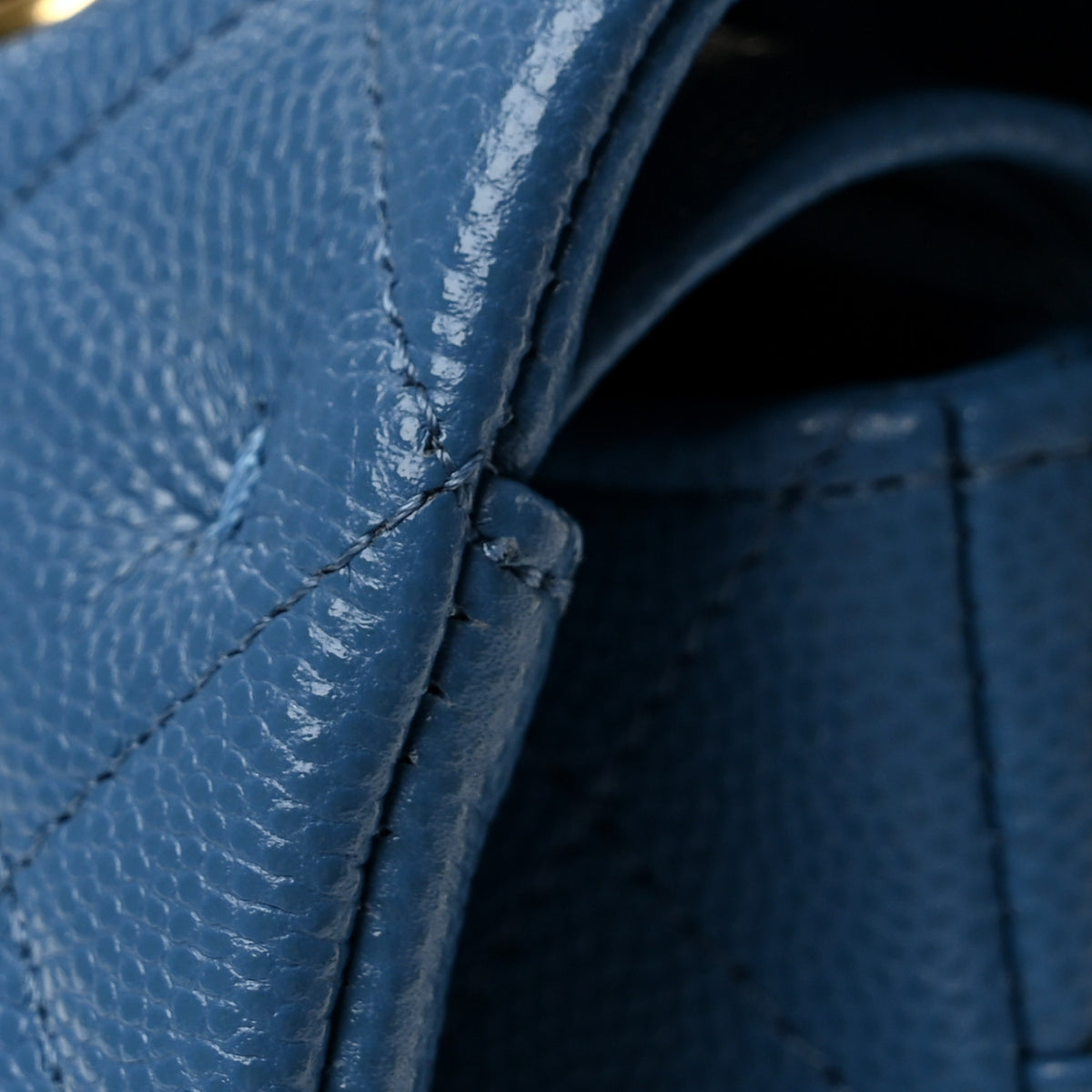 Caviar Quilted Medium Double Flap Blue