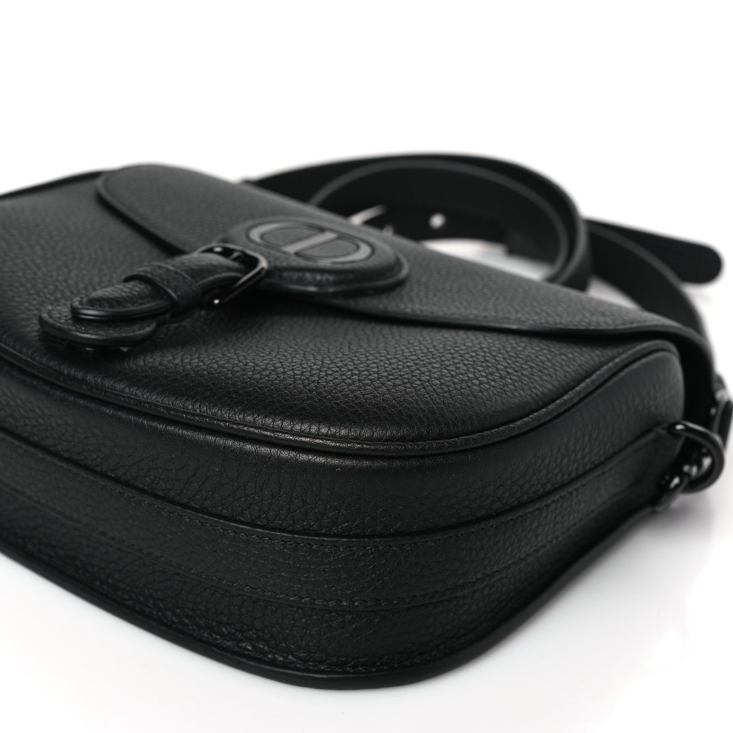 Grained Calfskin Medium Bobby Flap Black