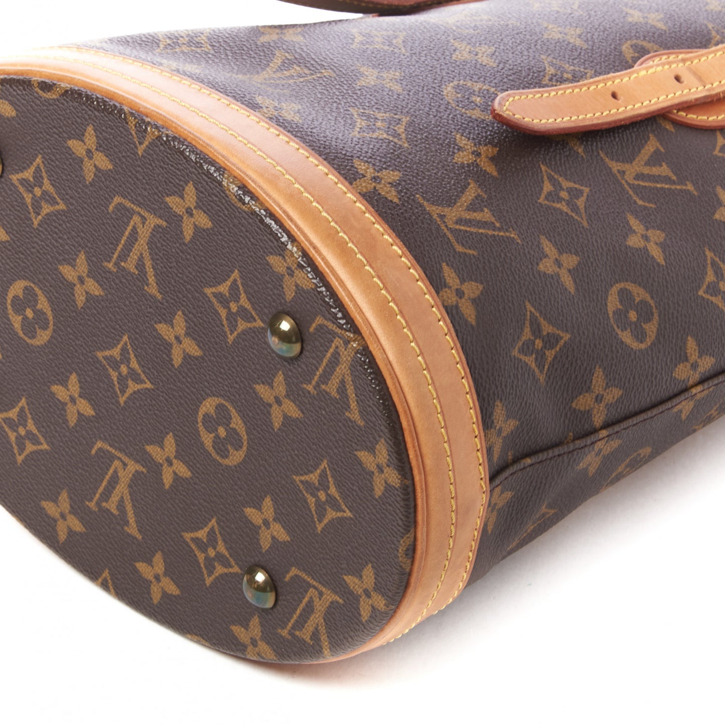 Monogram Petit Bucket 23