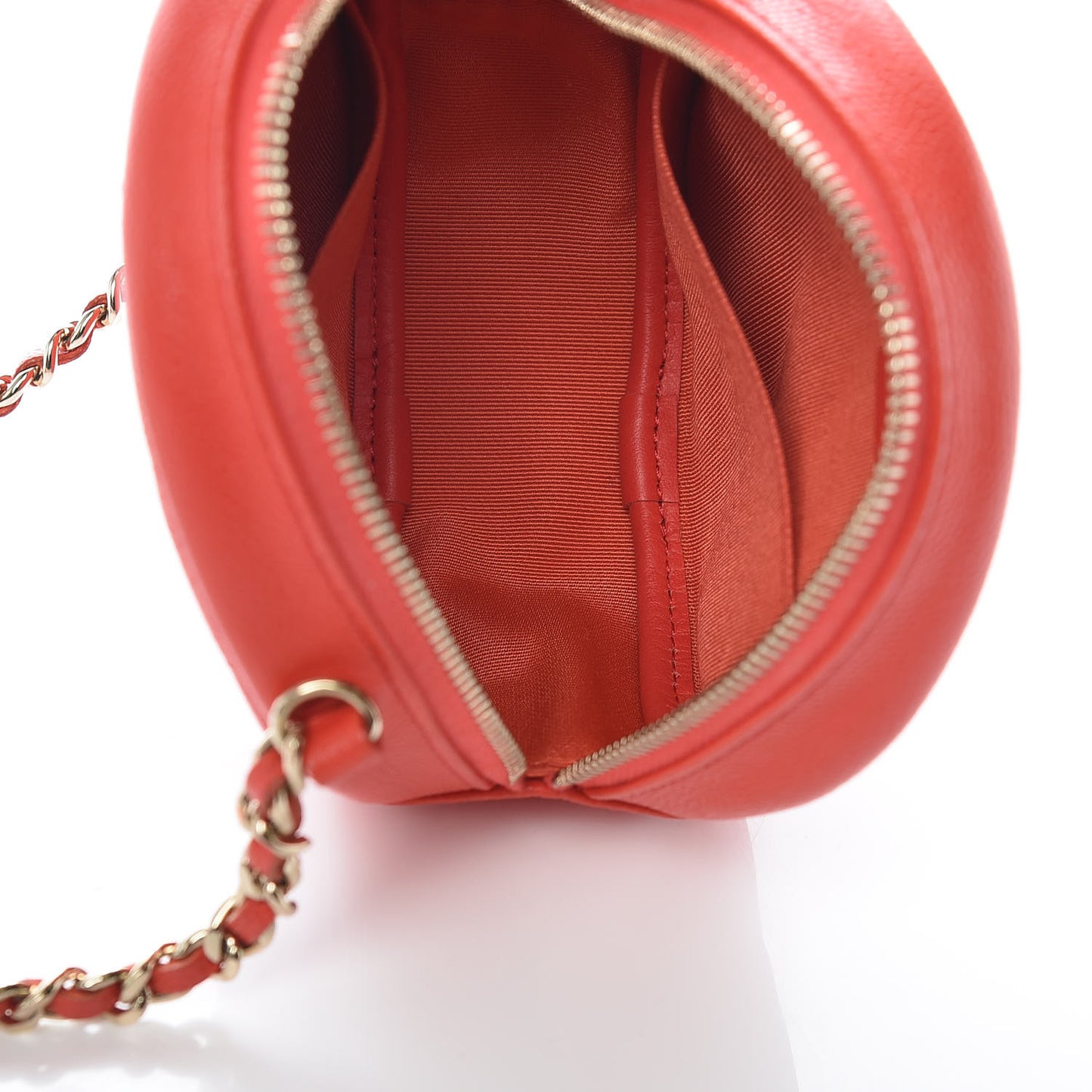 Caviar Quilted Round Clutch With Chain Red