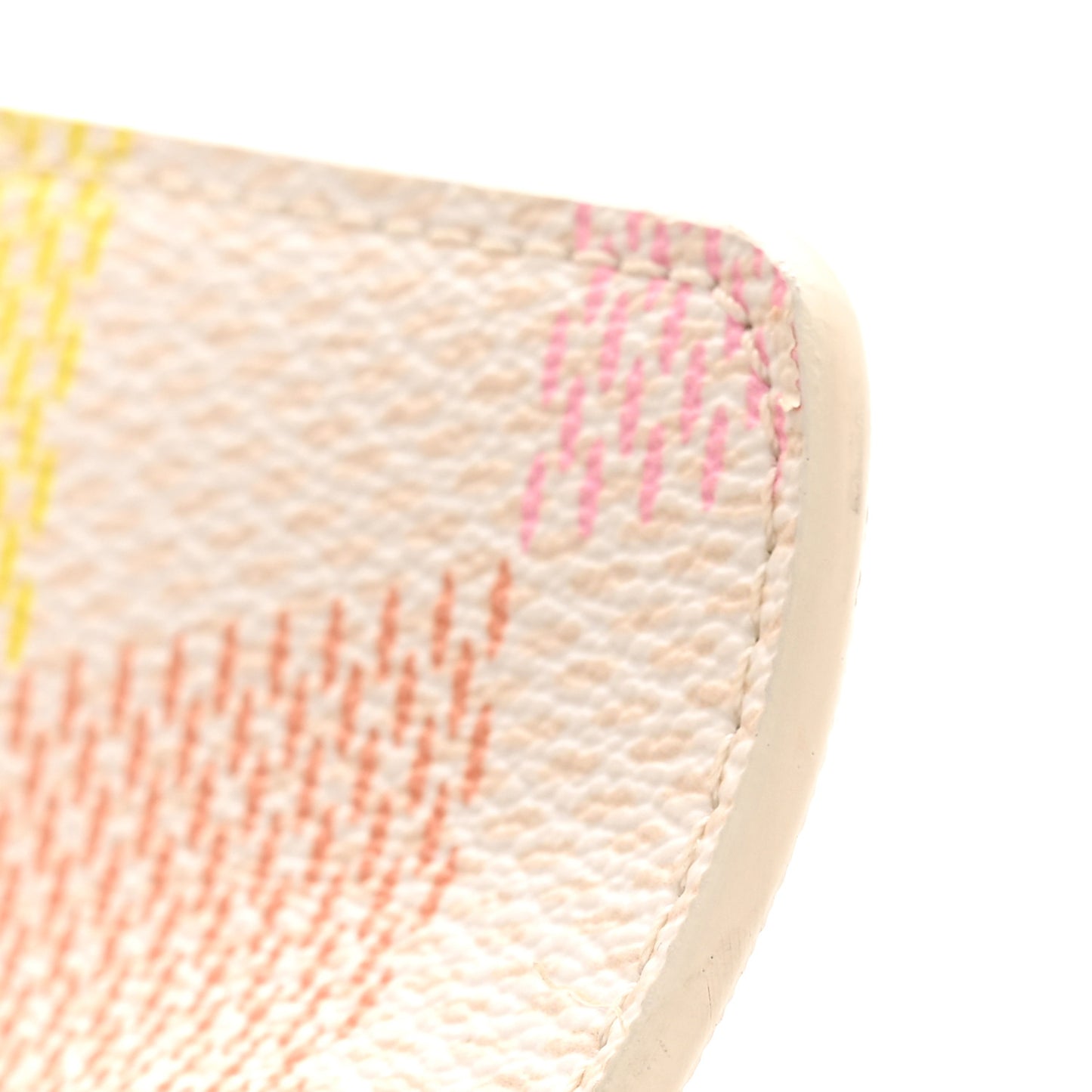 Damier Giant Pochette Metis East West Peach