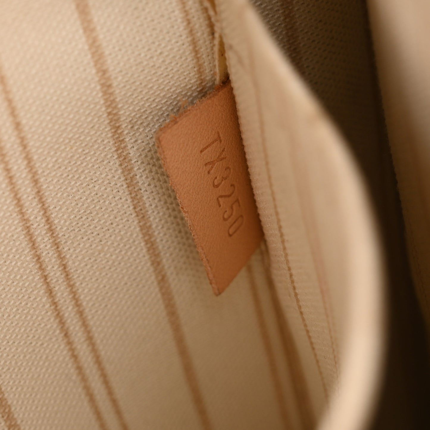 Damier Azur Neverfull MM GM Pochette