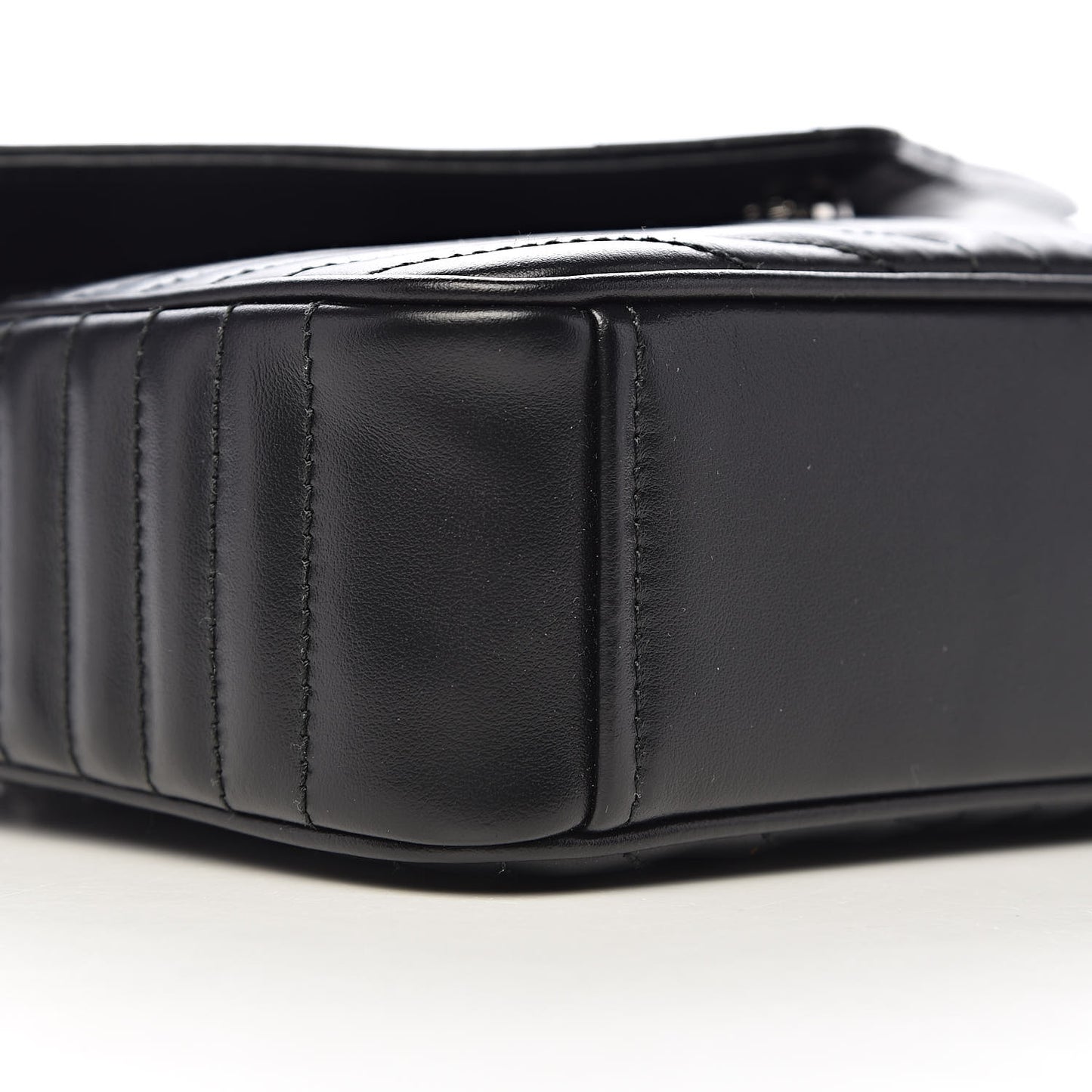 Soft Calf Impunture Diagramme Flap Black