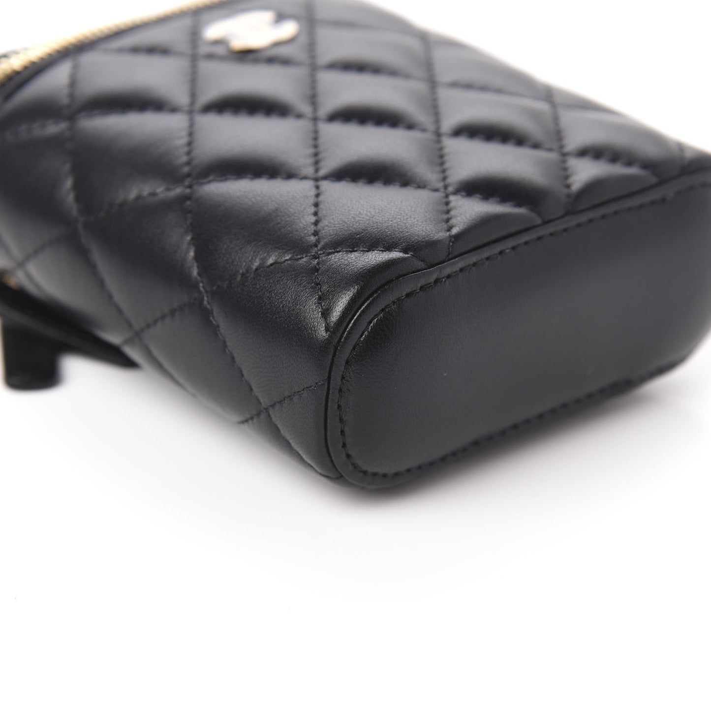 Lambskin Quilted Small Vertical Coco Beauty Vanity Case With Chain Black