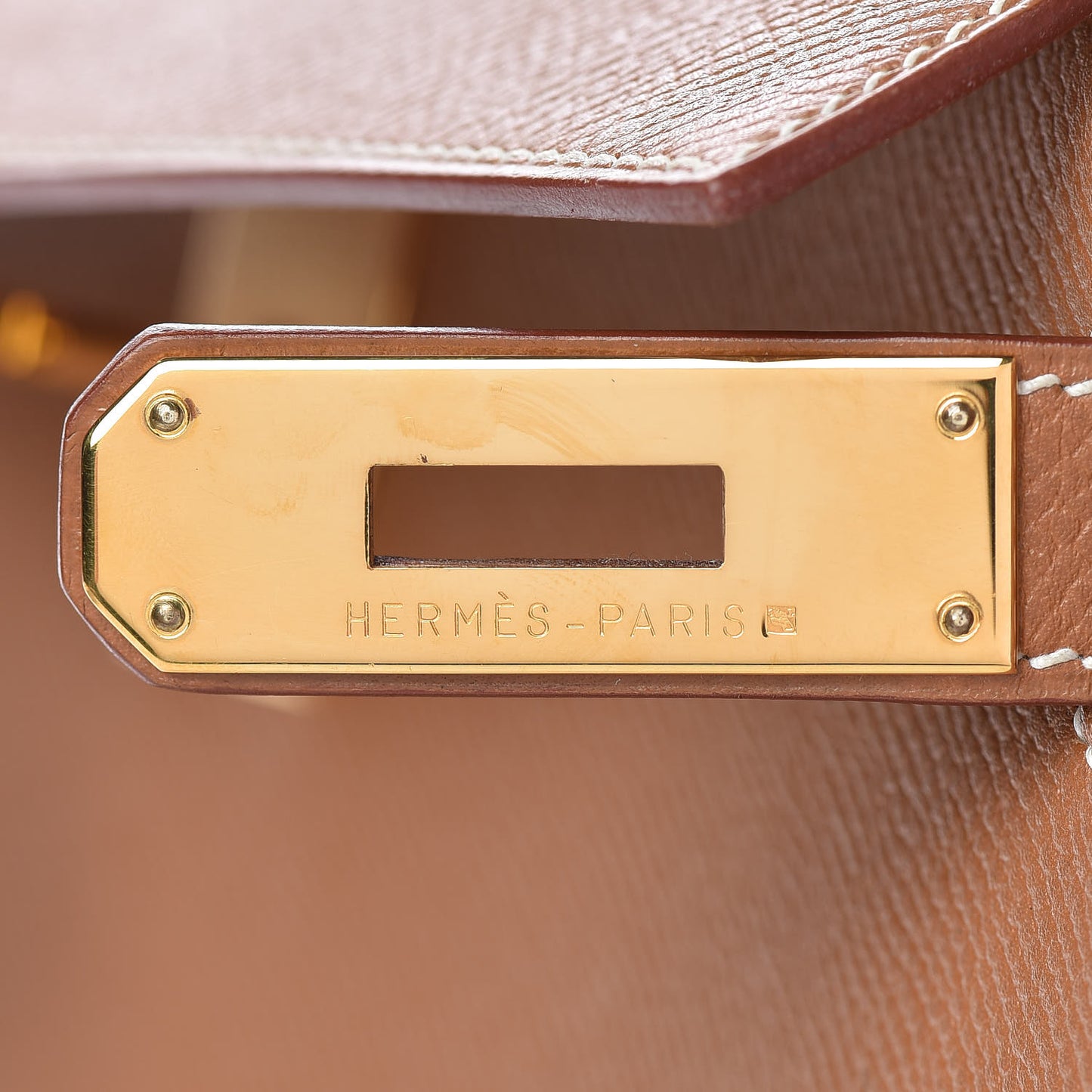 Epsom Kelly Sellier 28 Gold