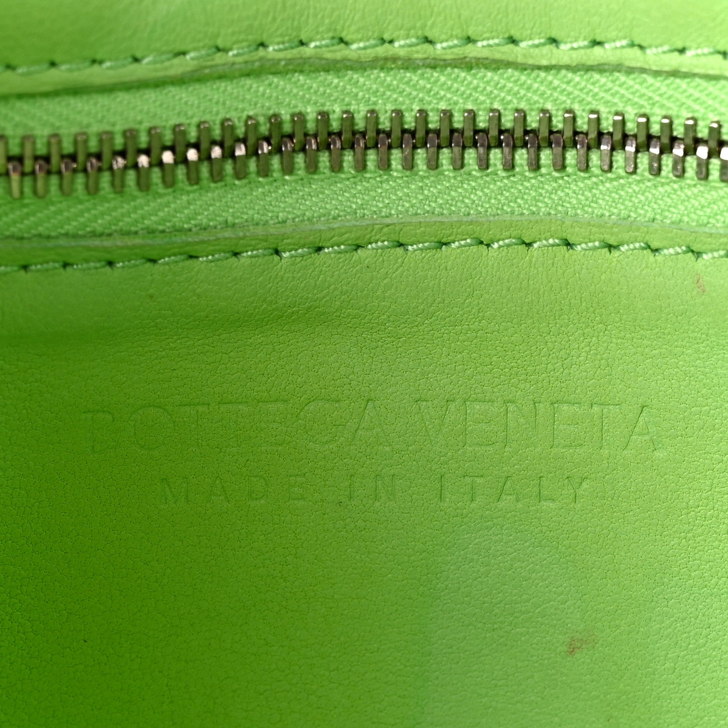 Bottega Veneta Lambskin Maxi Intrecciato Cassette Crossbody Bag Pistachio 6 of 14