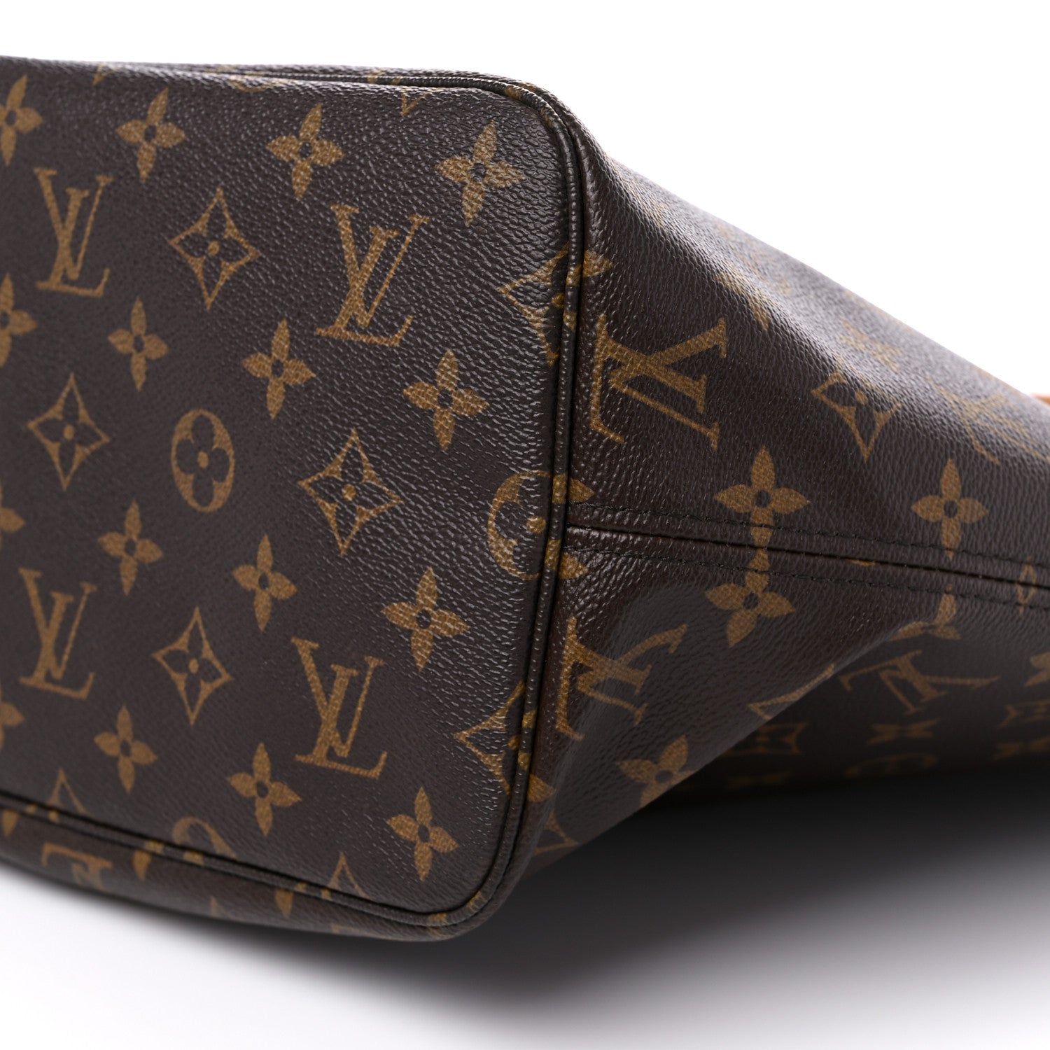 Louis Vuitton Monogram Neverfull MM 9 of 18