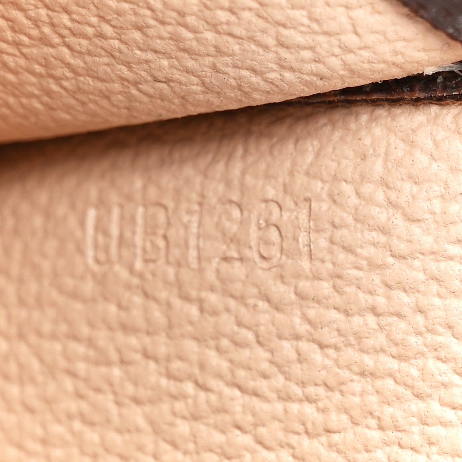Louis Vuitton Monogram Toiletry Pouch 19 7 of 10