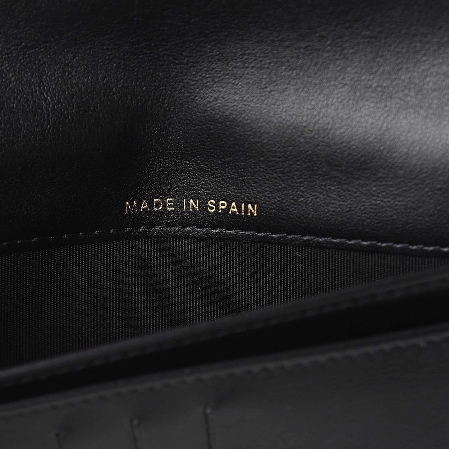Caviar Quilted Boy Yen Wallet Black