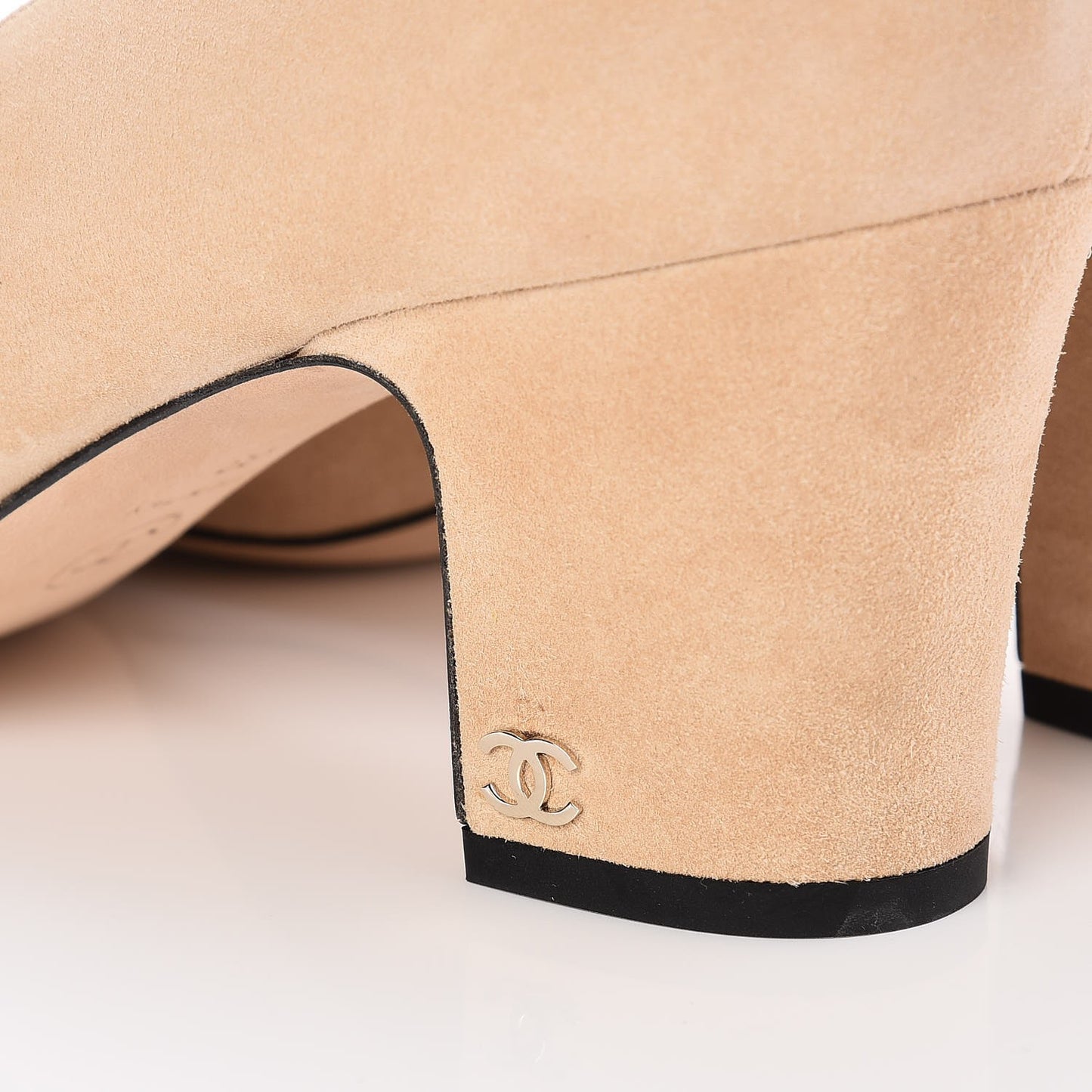 Suede Satin Cap Toe Low Heel Pumps 39 Beige Black