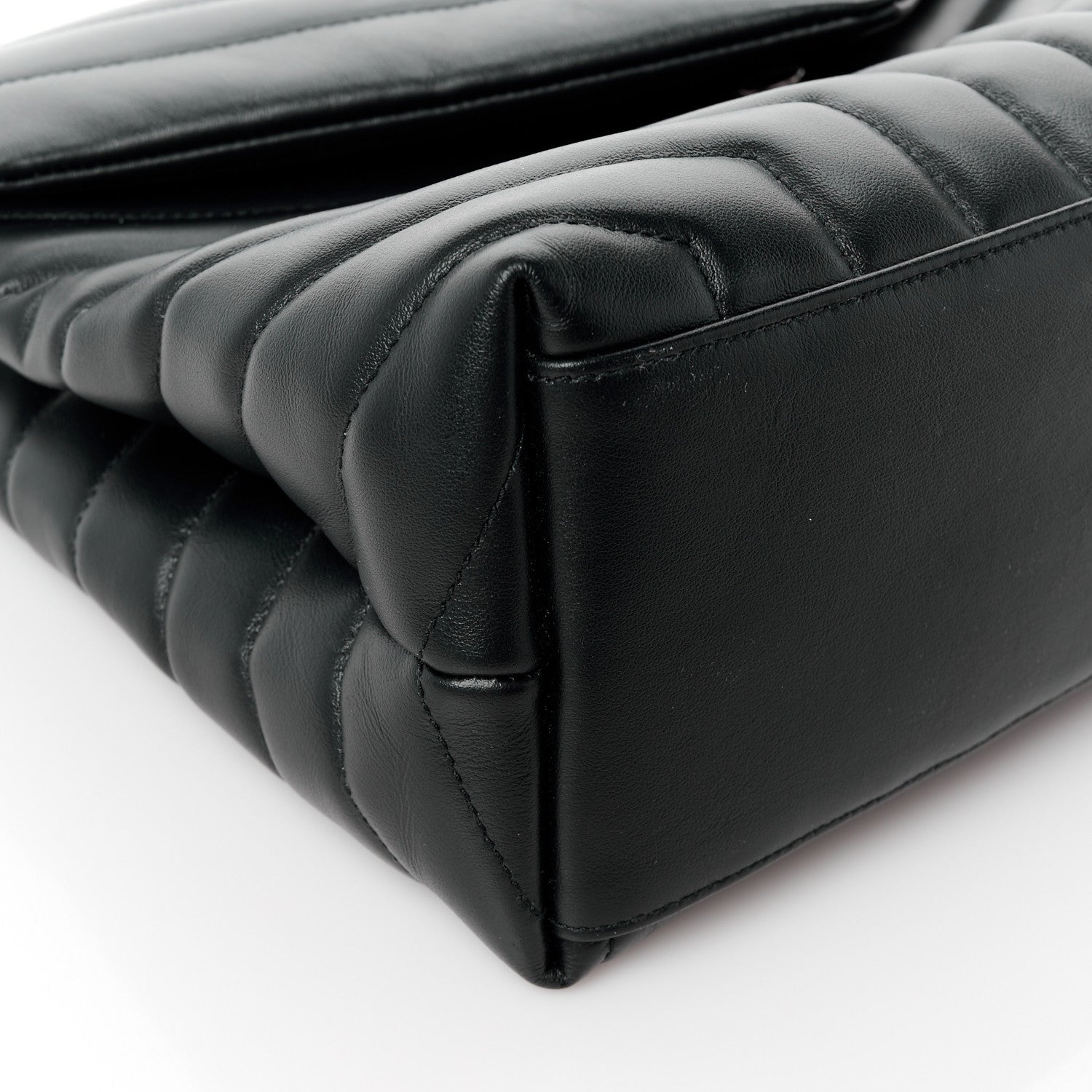 Saint Laurent Calfskin Y Quilted Monogram Monochrome Medium Loulou Chain Satchel Black 10 of 12