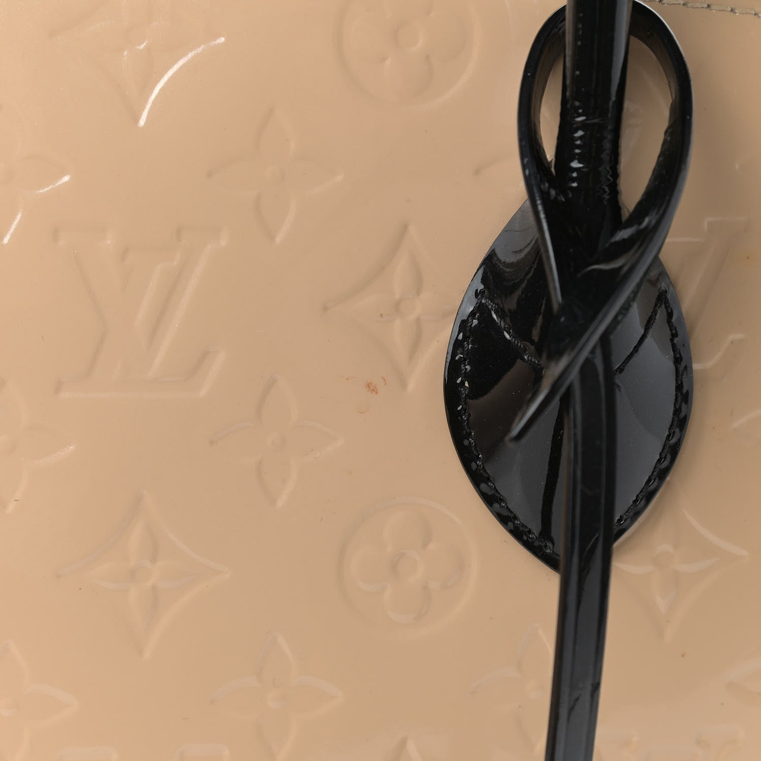 Louis Vuitton Vernis Lockit PM Dune 11 of 11