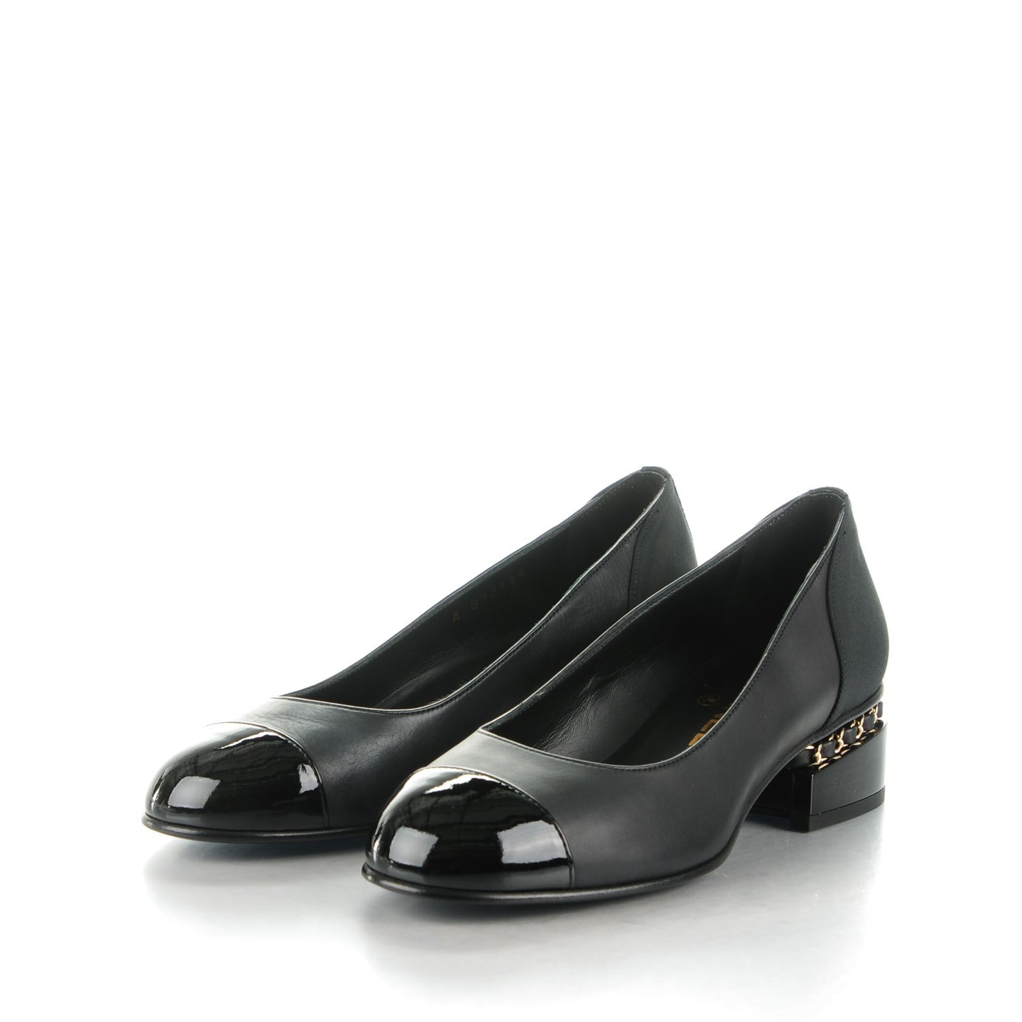 Lambskin Patent Cap Toe Low Heel Chain Pumps 35.5 Black