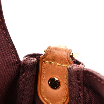 Louis Vuitton Monogram Favorite MM 12 of 15