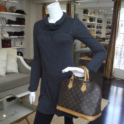Louis Vuitton Monogram Alma 2 of 9