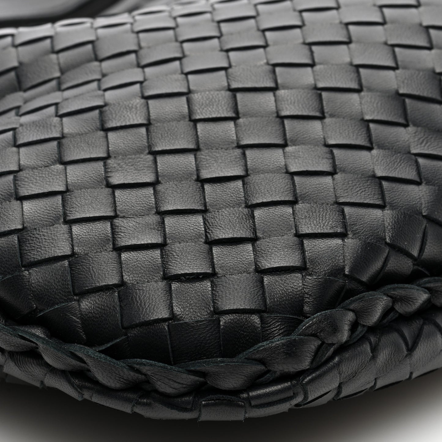 Nappa Intrecciato Medium Veneta Hobo Black