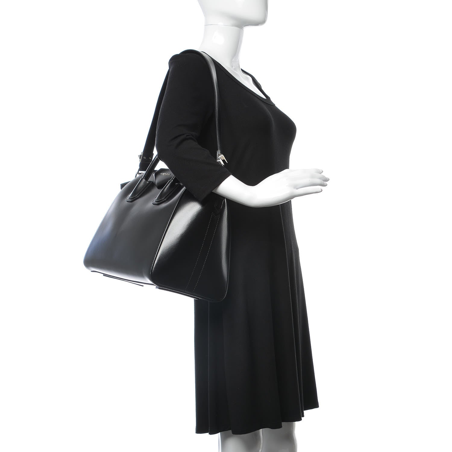 Givenchy Shiny Lord Calfskin Medium Antigona Black 2 of 10