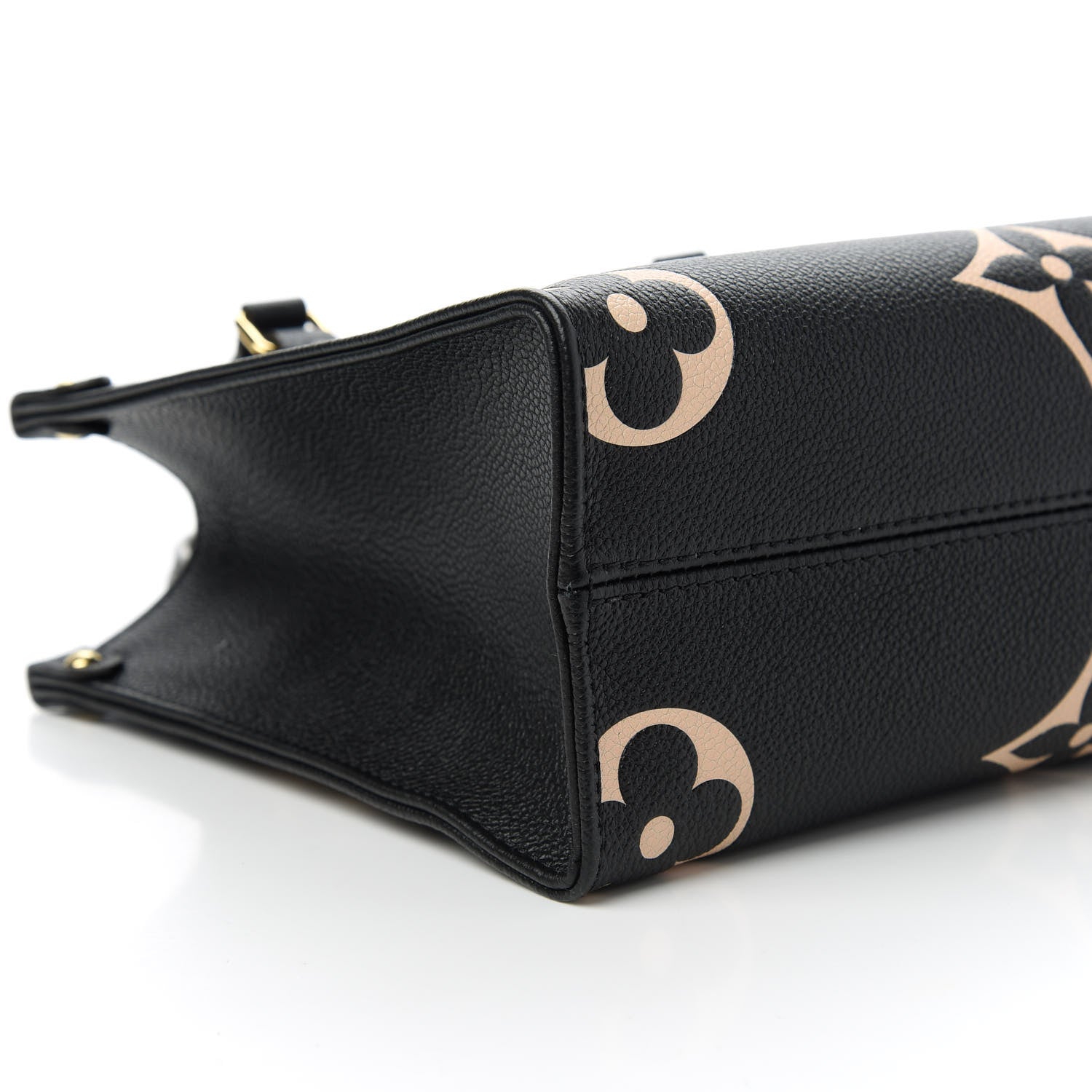 Louis Vuitton Empreinte Monogram Giant Onthego PM Black Beige 6 of 11