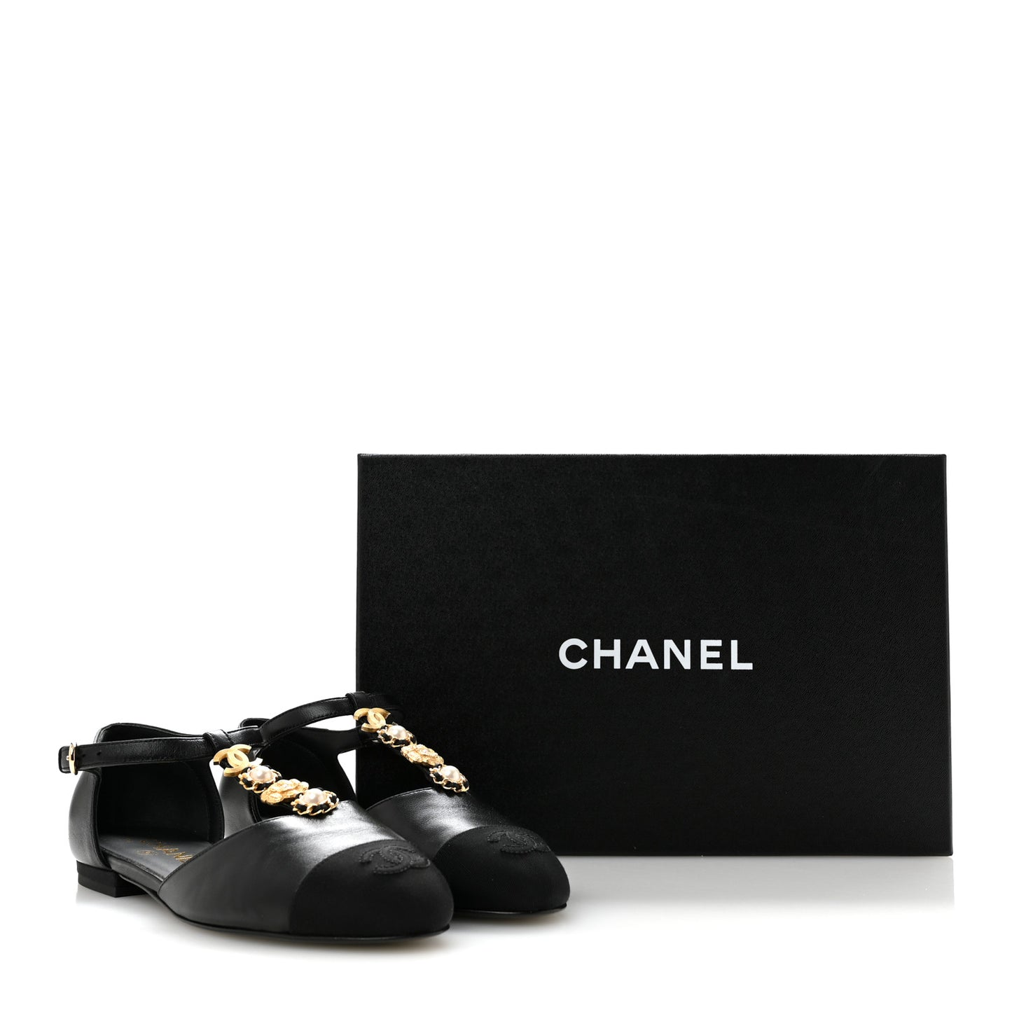 Lambskin Grosgrain Cap Toe Pearl CC Mary Jane Flats 36 Black