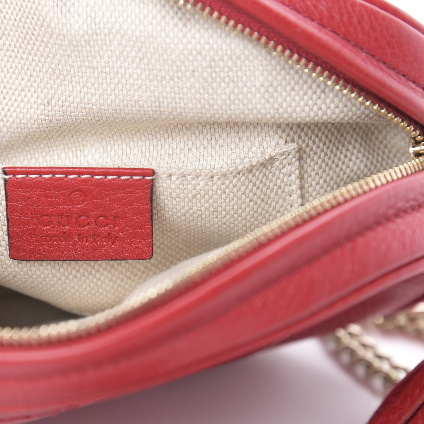 Pebbled Calfskin Mini Soho Chain Bag Tabasco Red