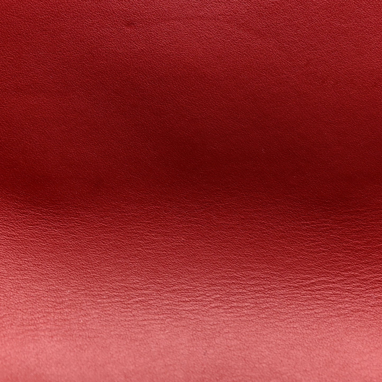 Calfskin Queen Margaret Chain Wallet Blue Agata Hibiscus Red Mystic White