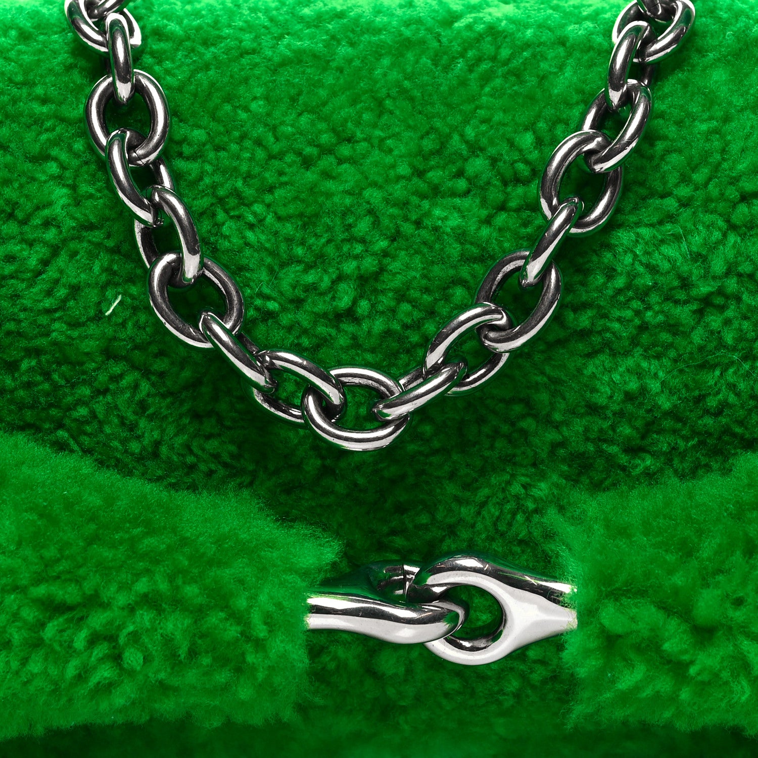 Gucci Merino Wool Medium Maxi Horsebit Chain Shoulder Bag Green 8 of 10