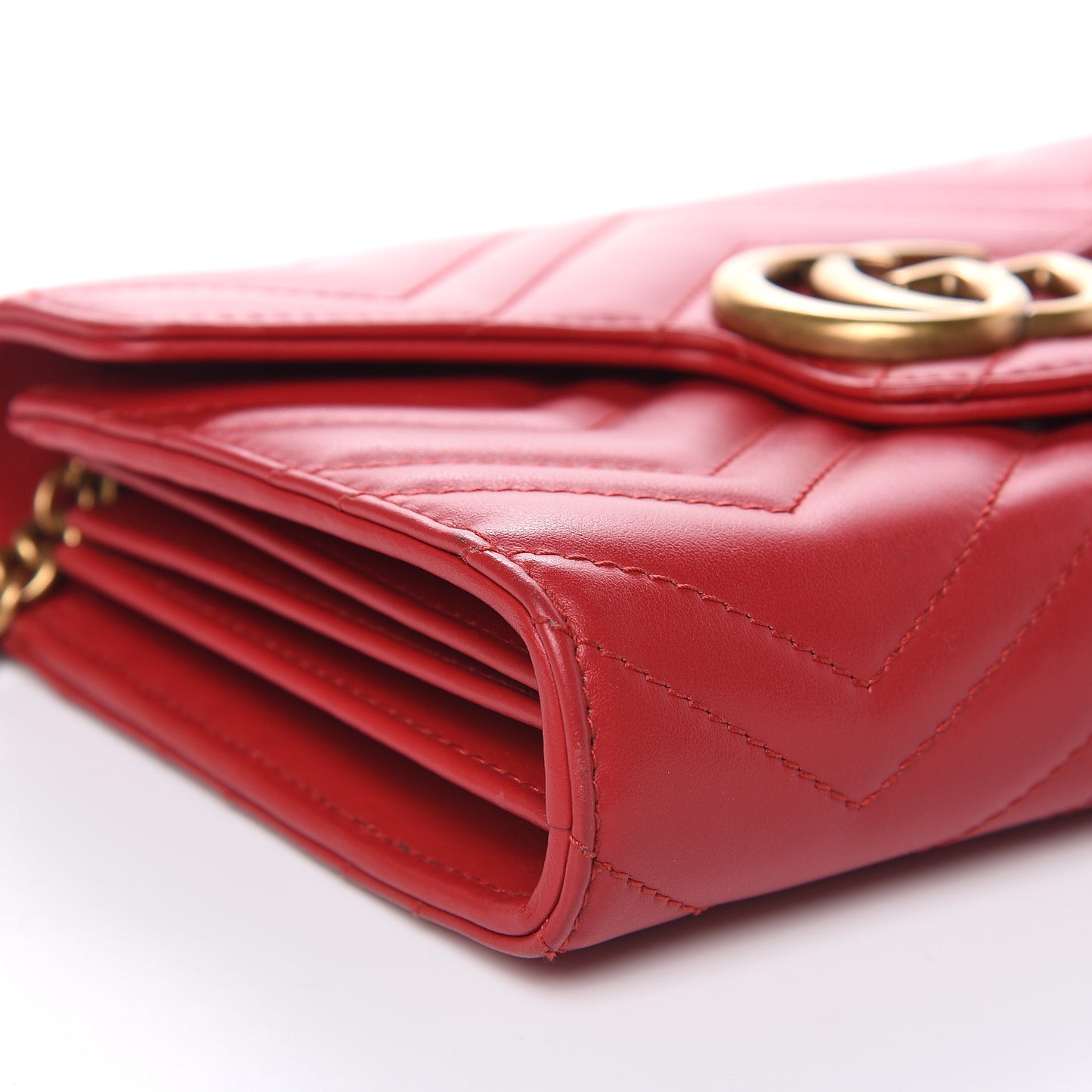 Calfskin Matelasse GG Marmont Chain Wallet Hibiscus Red