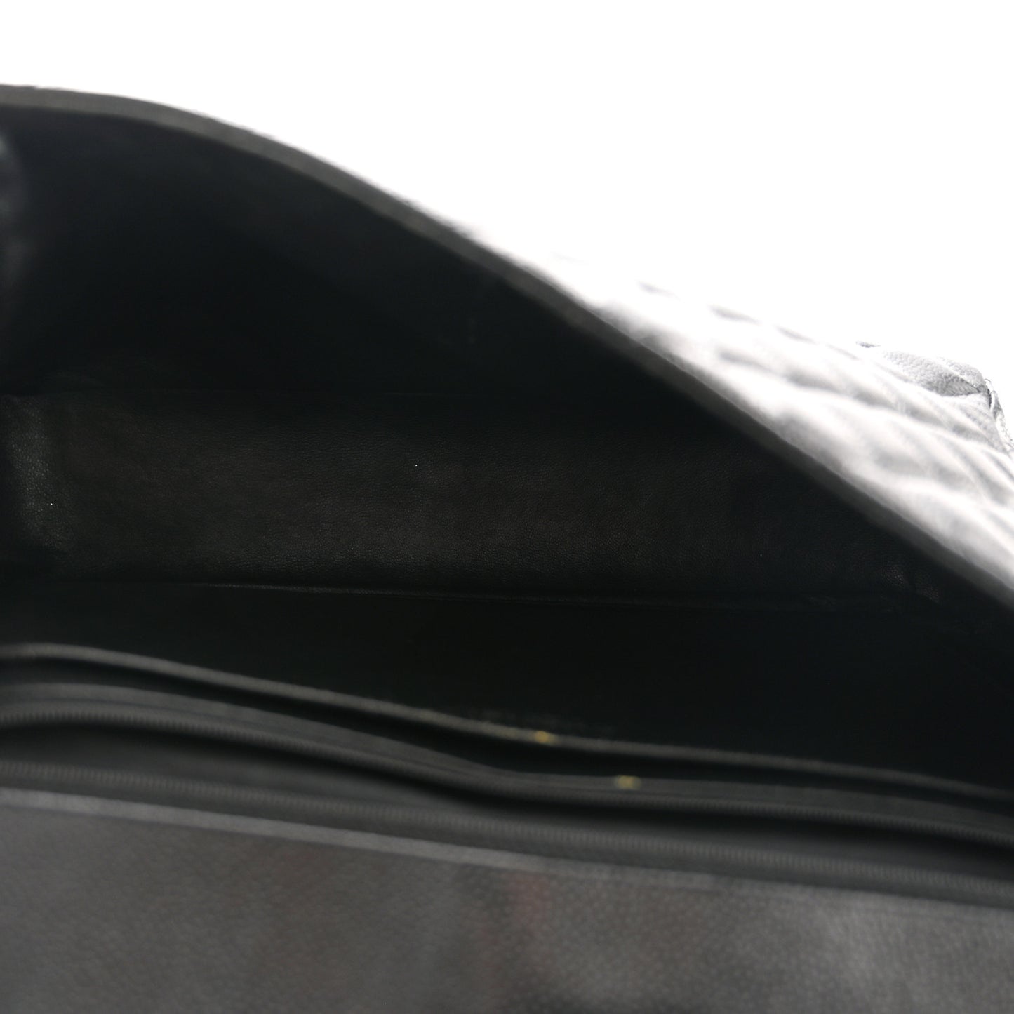 Caviar Quilted Maxi Single Flap Black