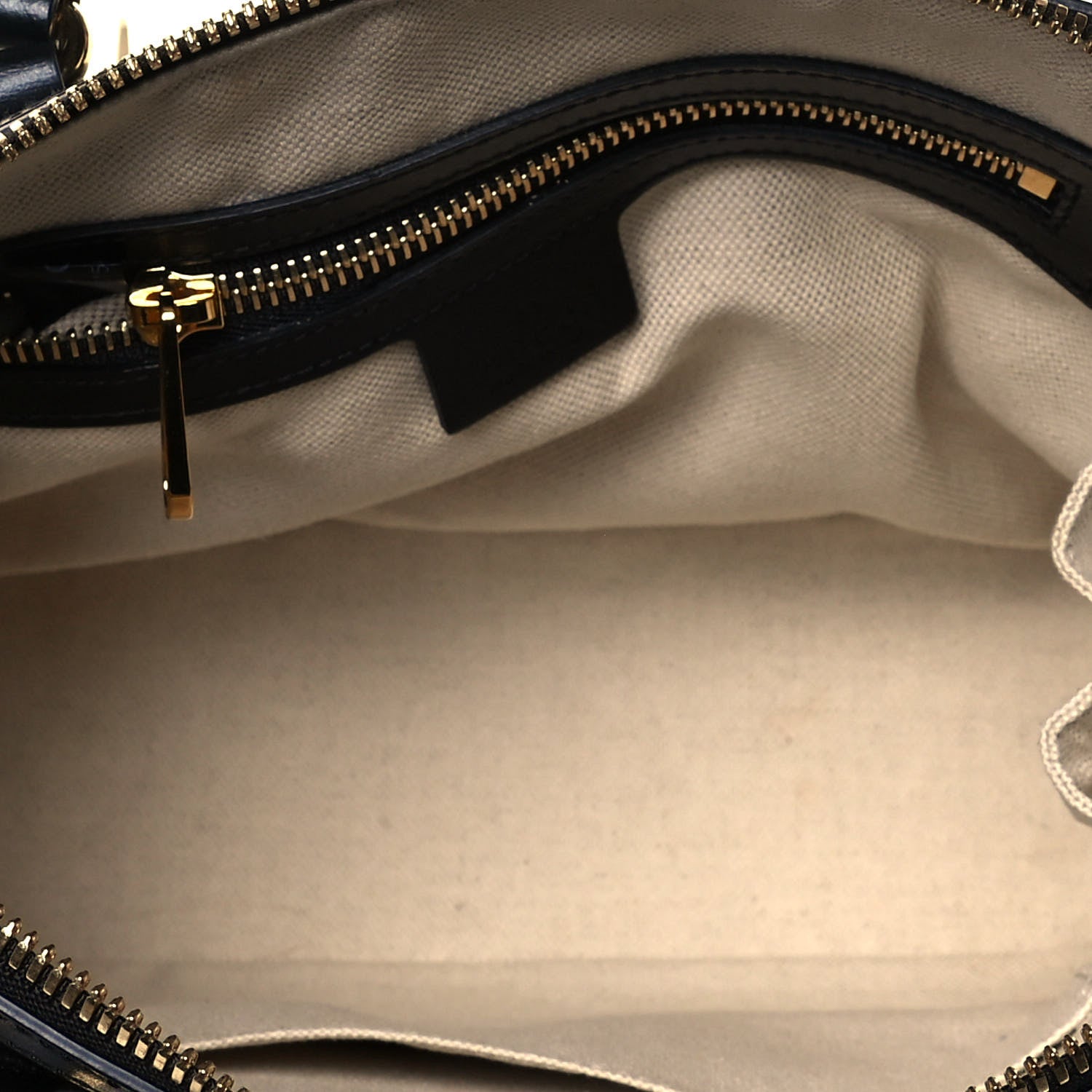 Gucci Boarded Plutone Calfskin Small Horsebit 1955 Top Handle Bag Black 4 of 11