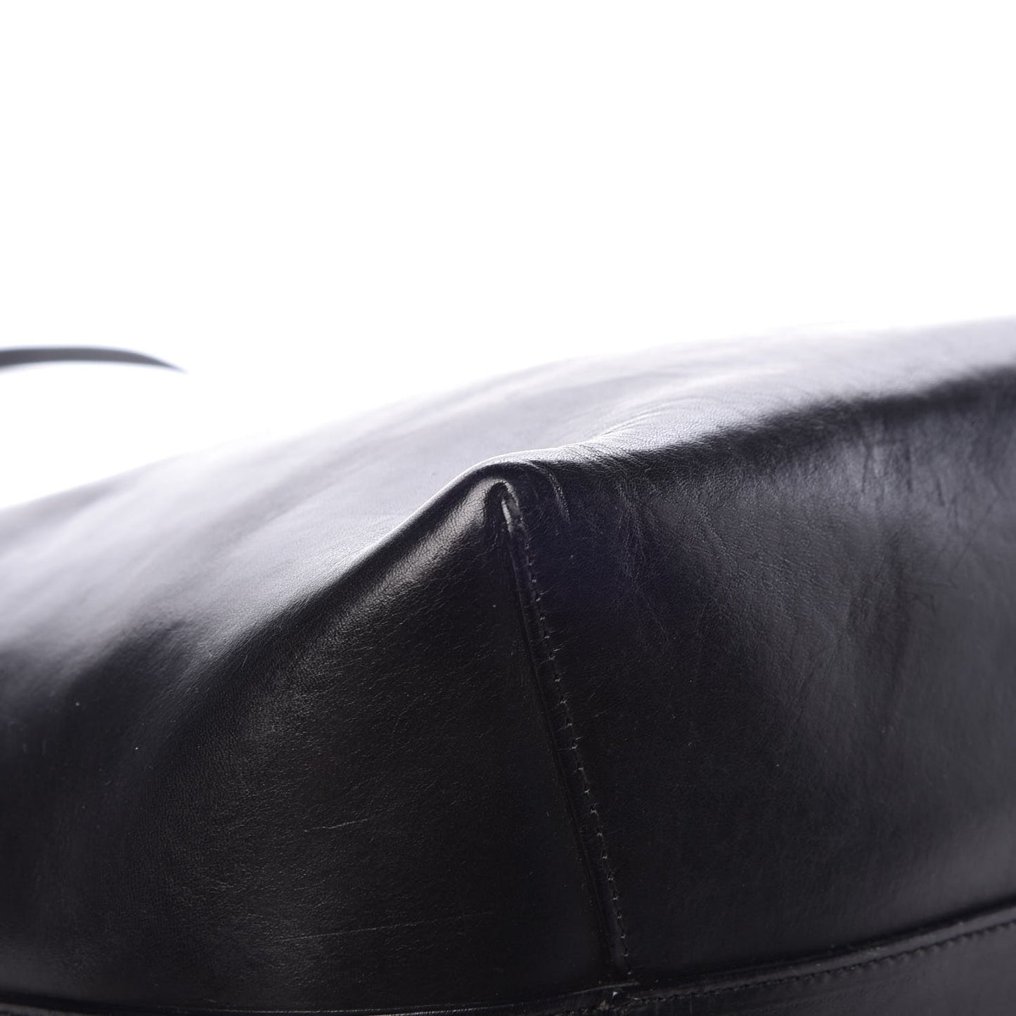 Vegetable Tanned Calfskin Bucket Bag Black