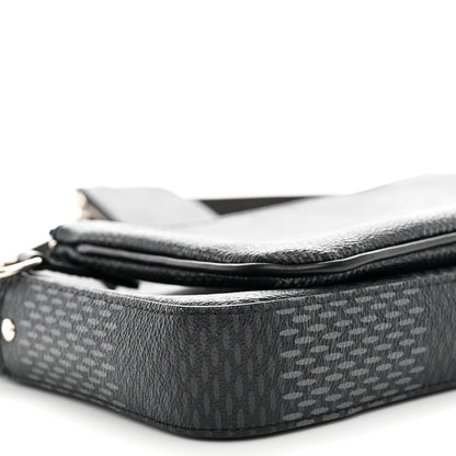 Louis Vuitton Damier Graphite 3D Trio Messenger 10 of 11