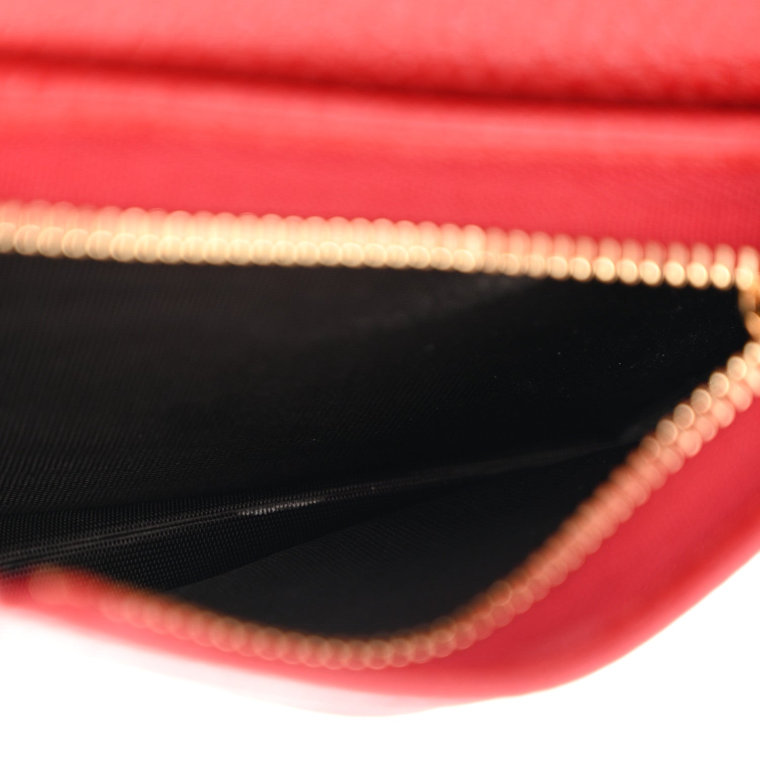Gucci Pebbled Calfskin GG Marmont Card Case Hibiscus Red 6 of 15