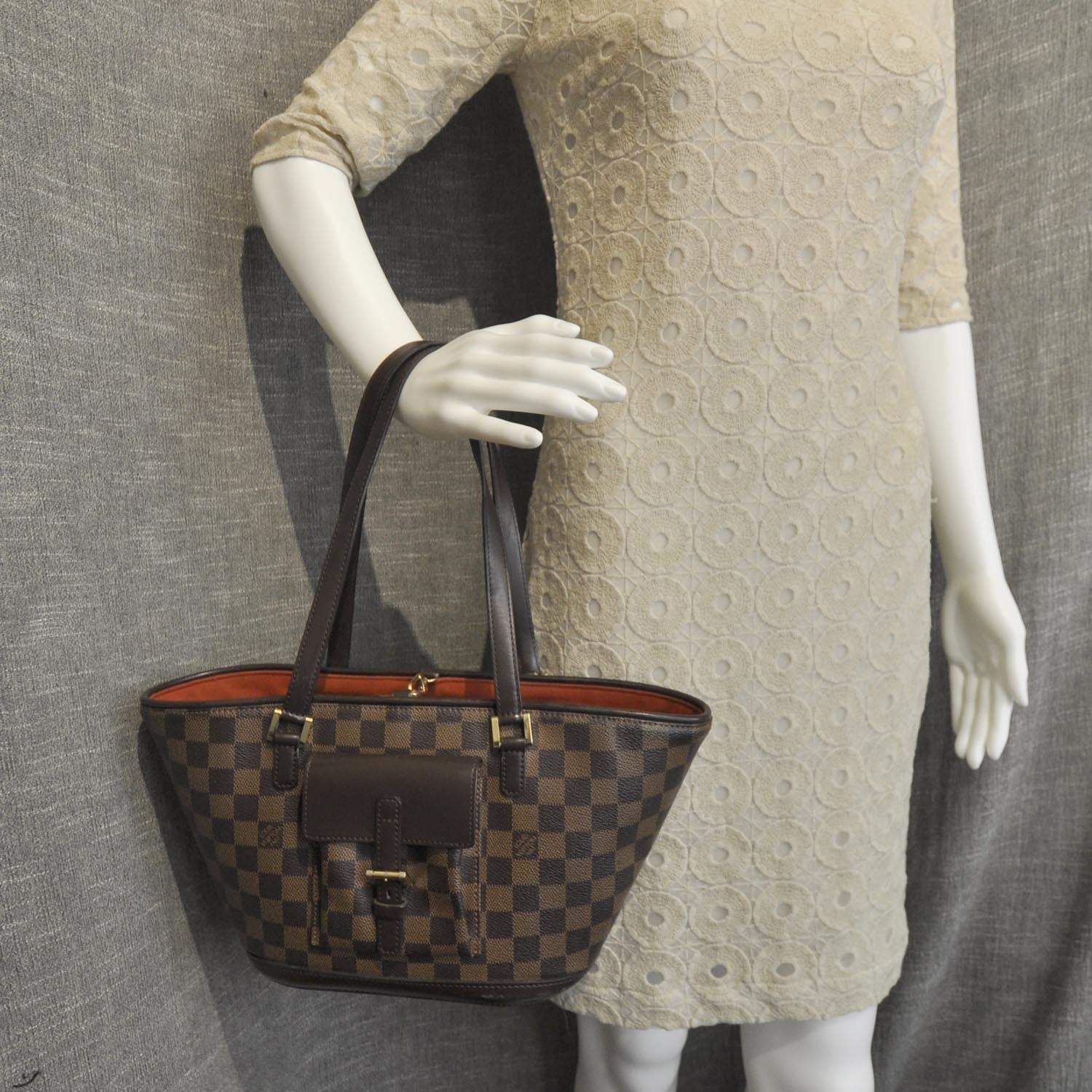 Louis Vuitton Damier Ebene Manosque PM 2 of 9