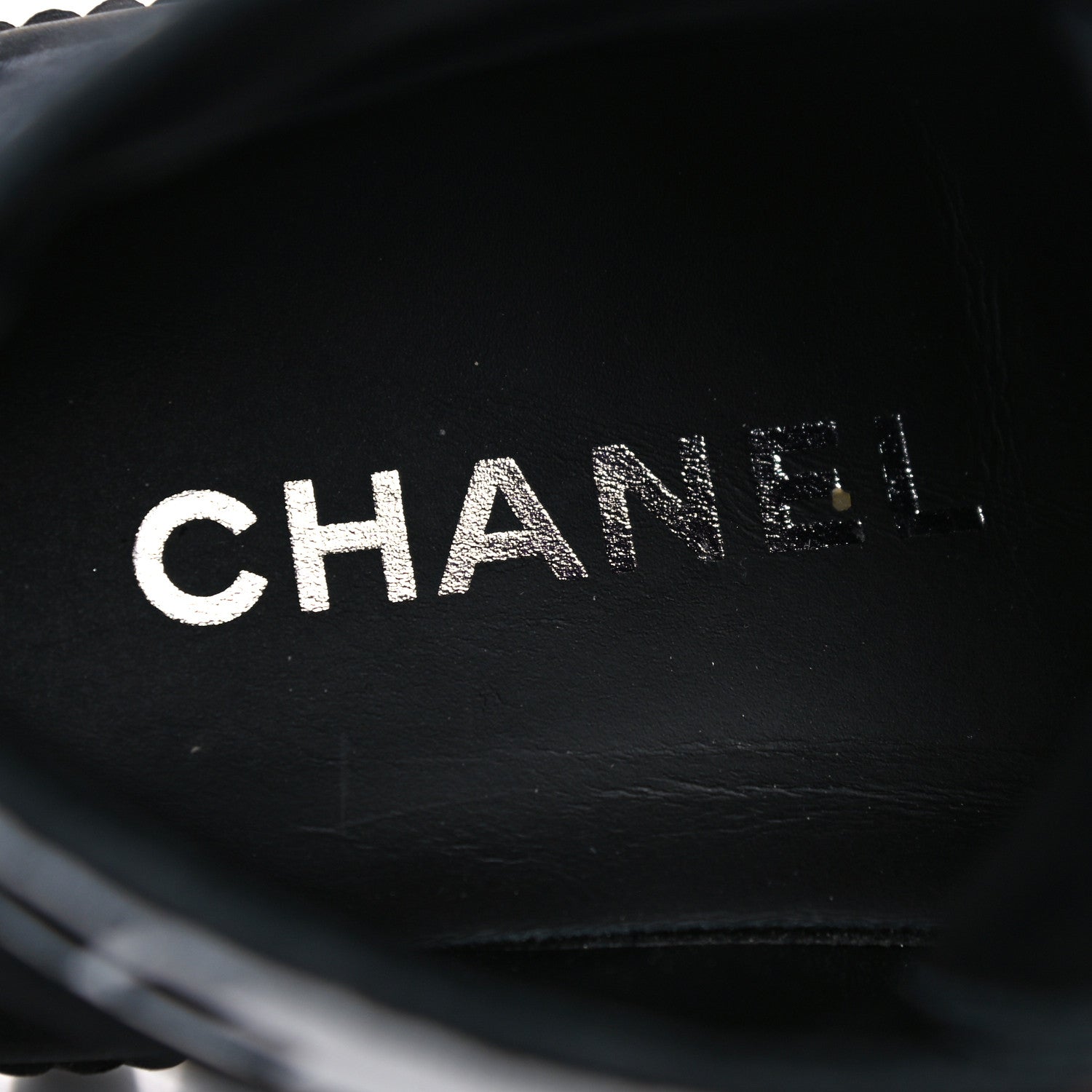 Chanel Fabric Suede Kidskin Grosgrain Lace Up Cap Toe Sneakers 38.5 Black White 8 of 9