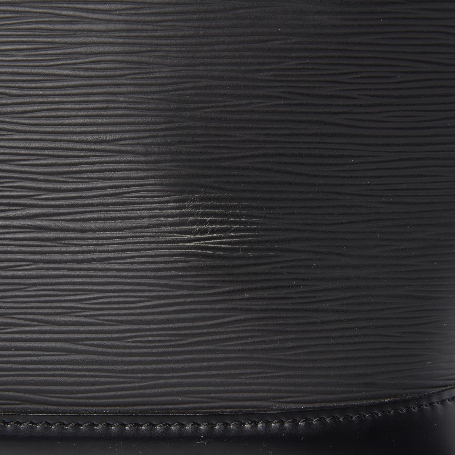 Louis Vuitton Epi Alma PM Black 13 of 13