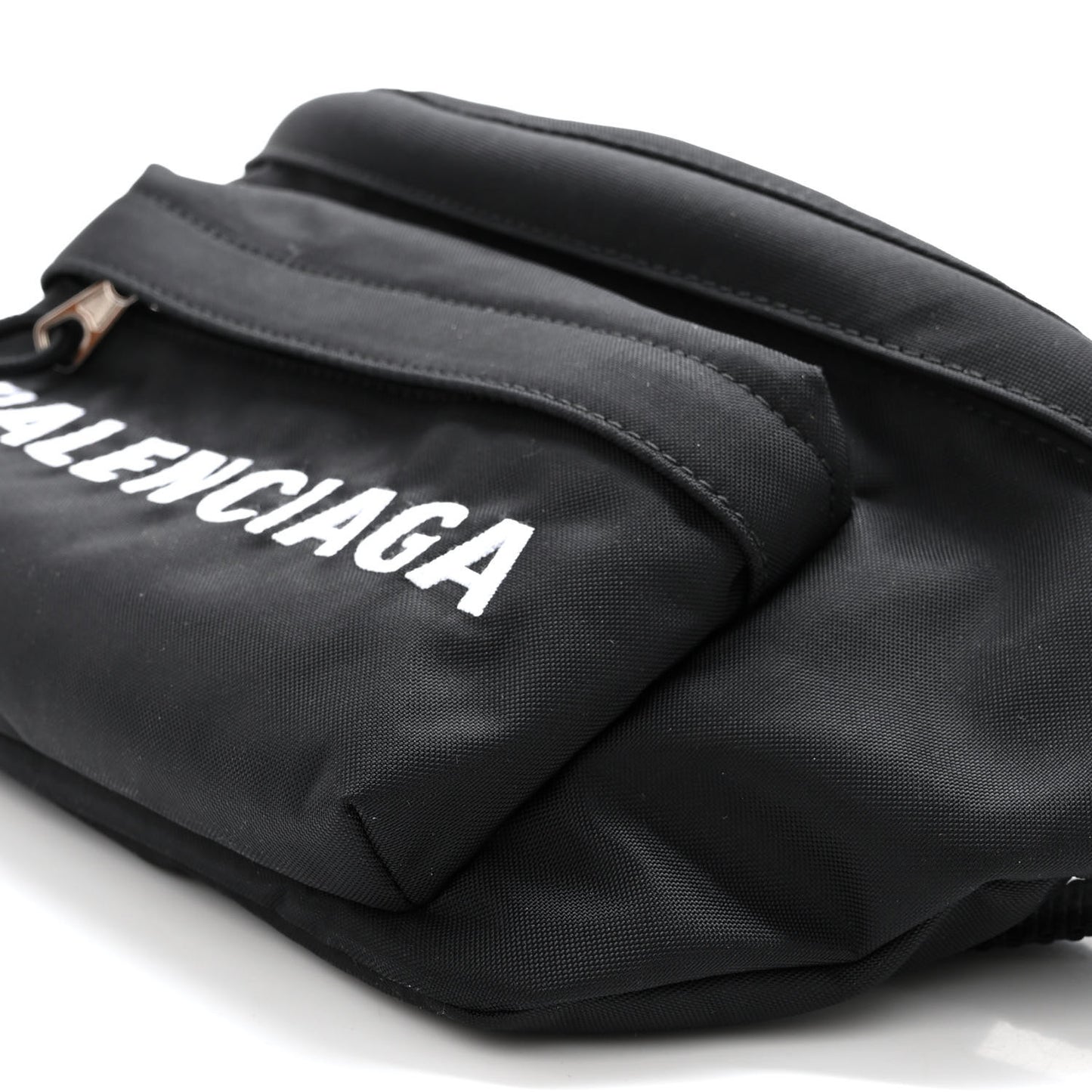 Sport Nylon Logo Embroidered Wheel Beltpack Black