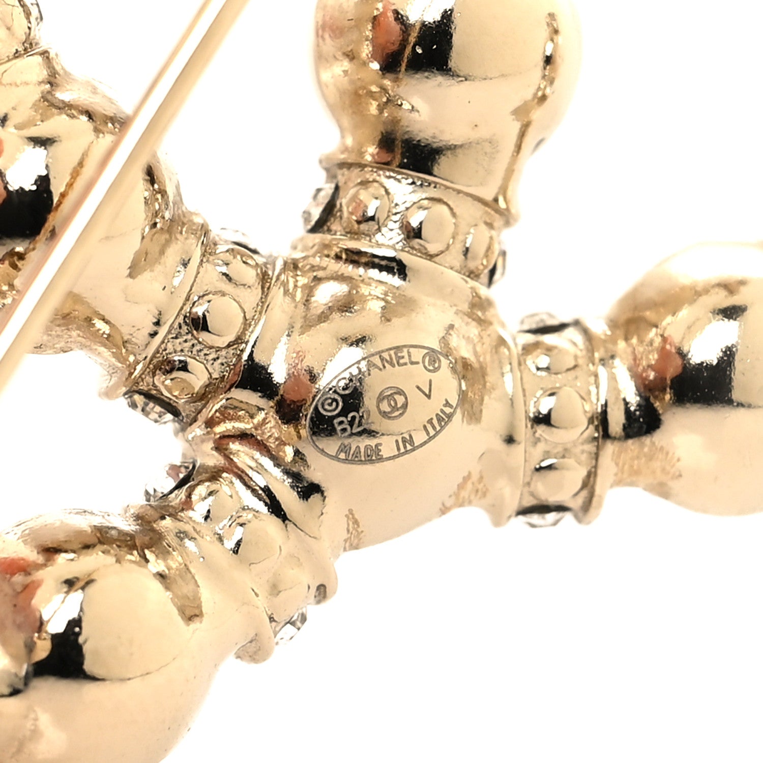 Chanel Pearl Crystal Nefertiti CC Brooch Gold 3 of 4
