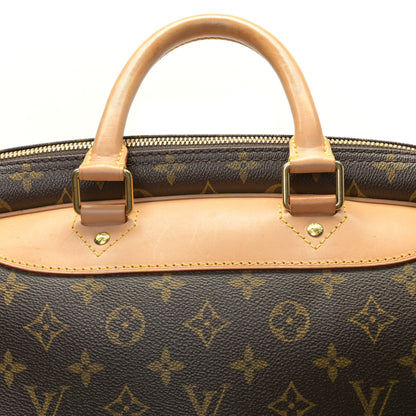 Louis Vuitton Monogram Evasion Sports Bag 14 of 19