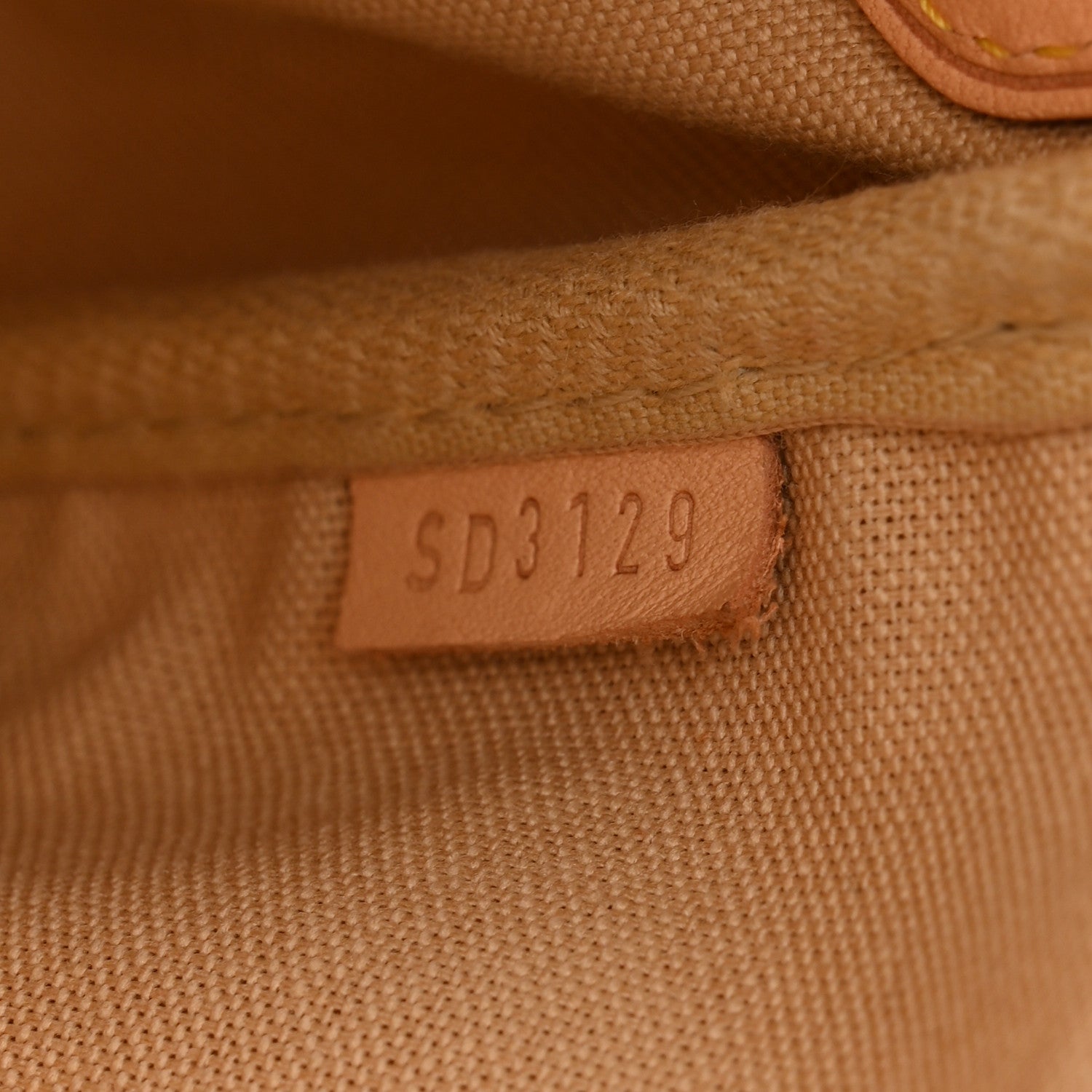 Louis Vuitton Damier Azur Favorite MM 8 of 12