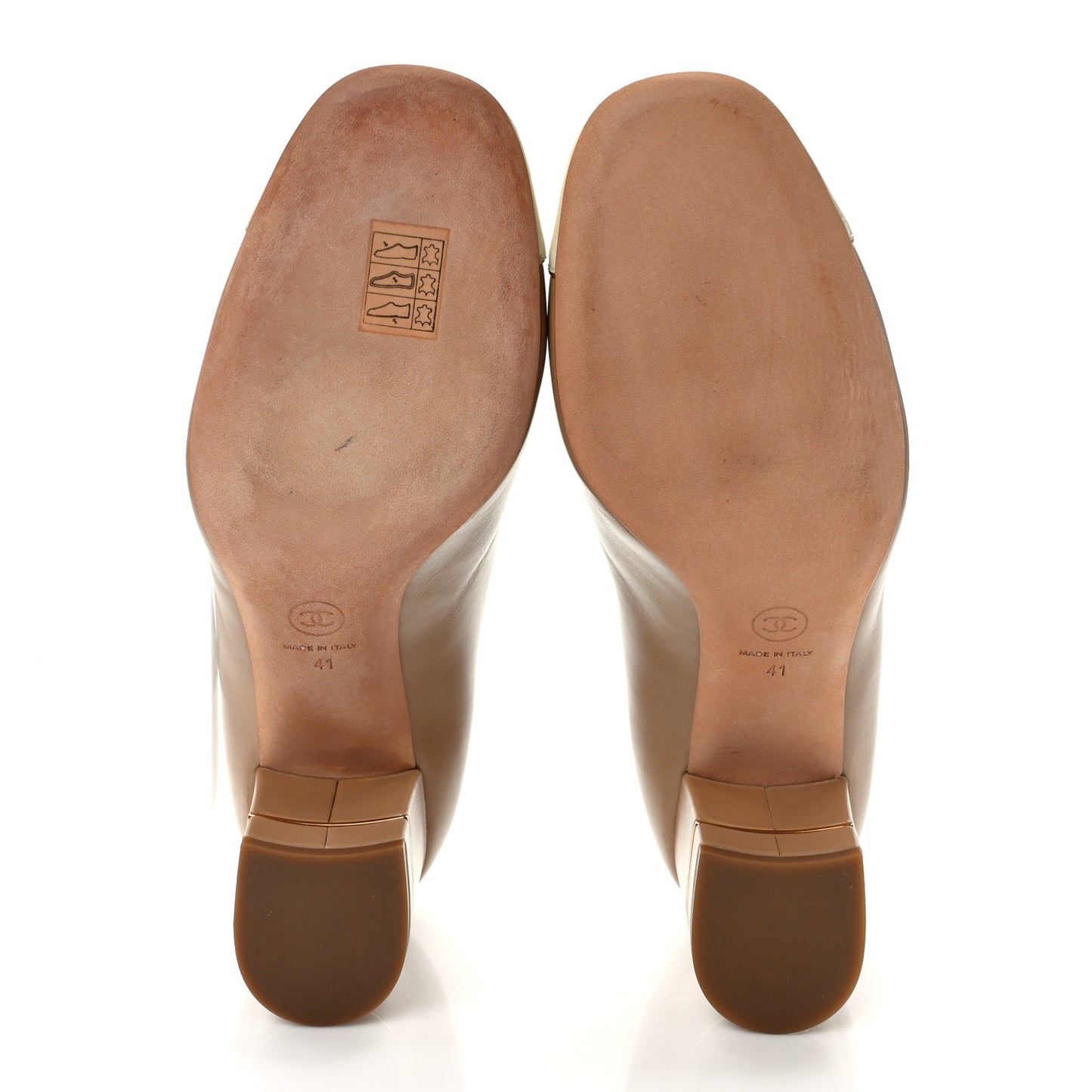 Lambskin Patent Cap Toe Pumps 41 Beige White