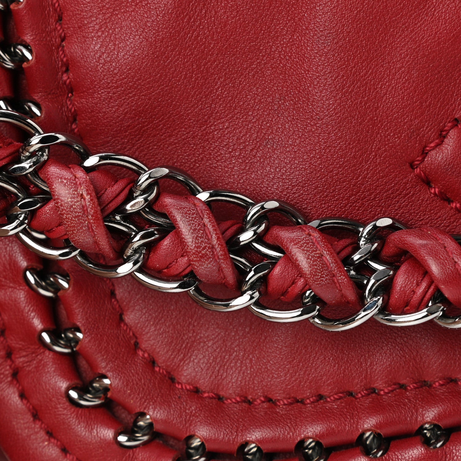 Chanel Smooth Calfskin Luxe Ligne Flap Red 11 of 13