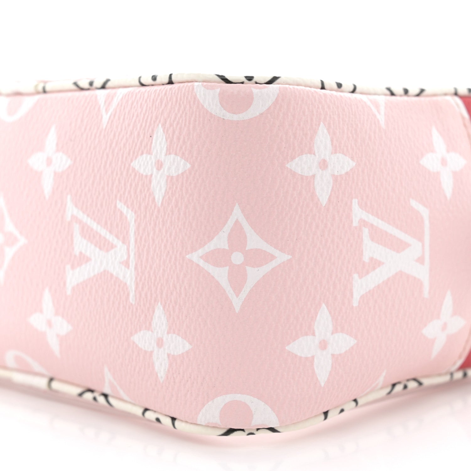 Louis Vuitton Monogram Giant Beach Pouch Rouge 10 of 13