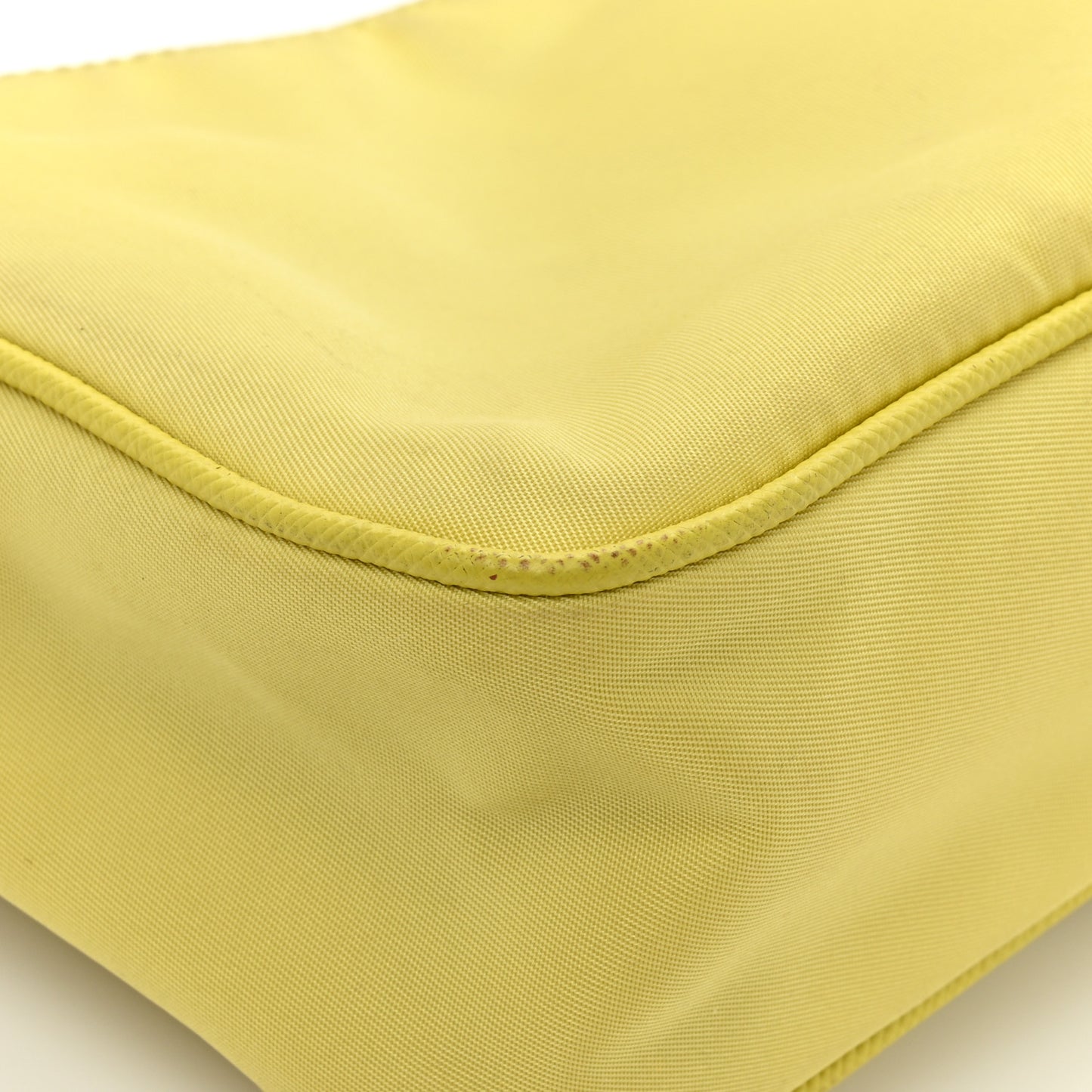 Nylon Saffiano Re-Edition 2005 Shoulder Bag Ananas