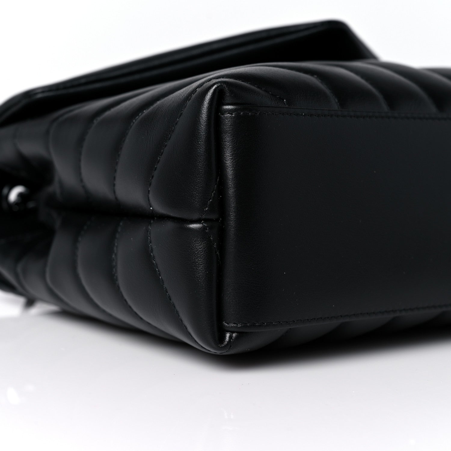 Saint Laurent Calfskin Y Quilted Monogram Small Loulou Chain Satchel Black 8 of 9