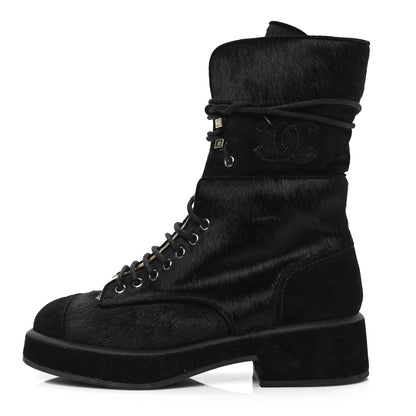 Chanel Suede Pony Hair Shearling Lace Up Combat Boots 38.5 Black White 1 of 6