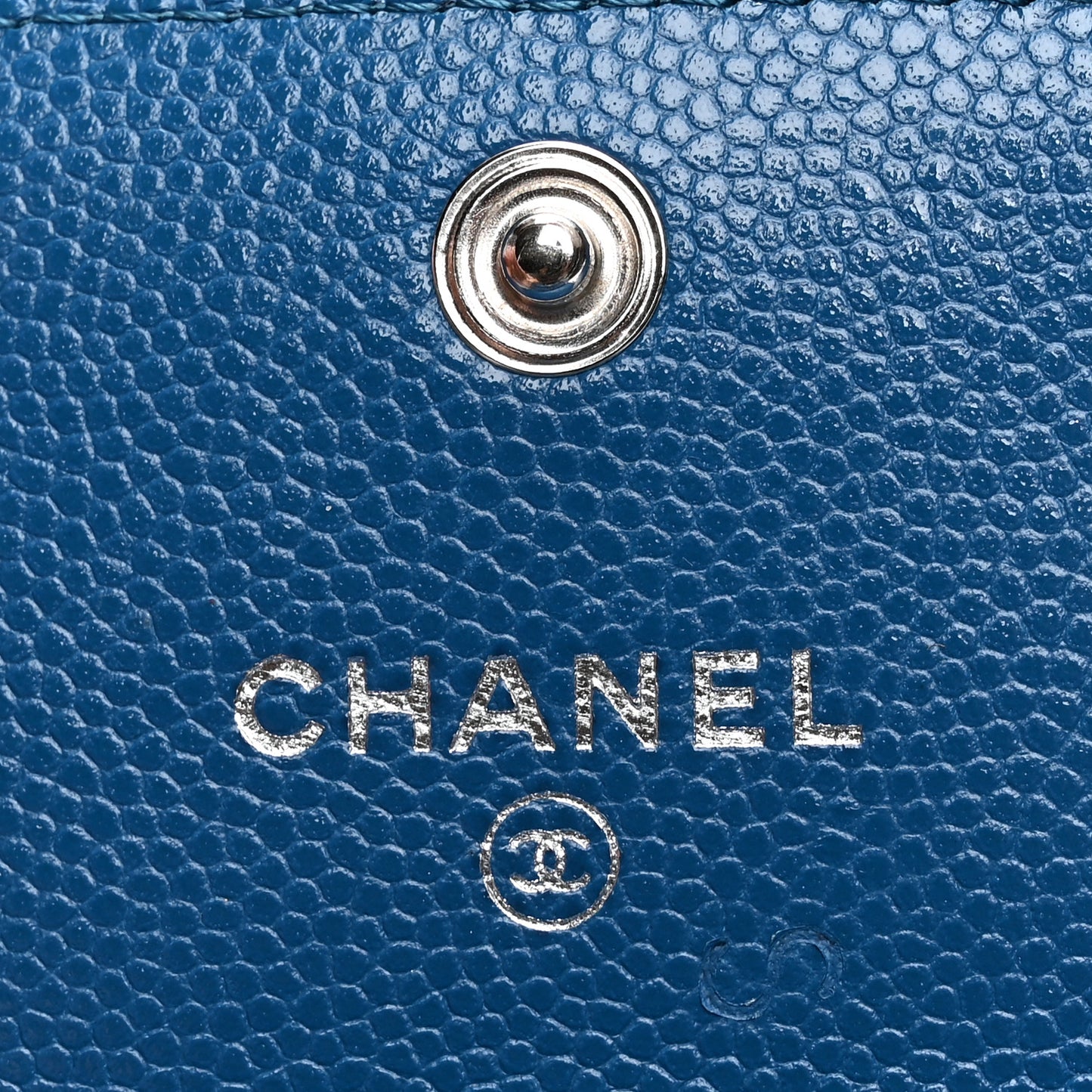 Caviar Quilted Airpods Pro Holder Belt Blue