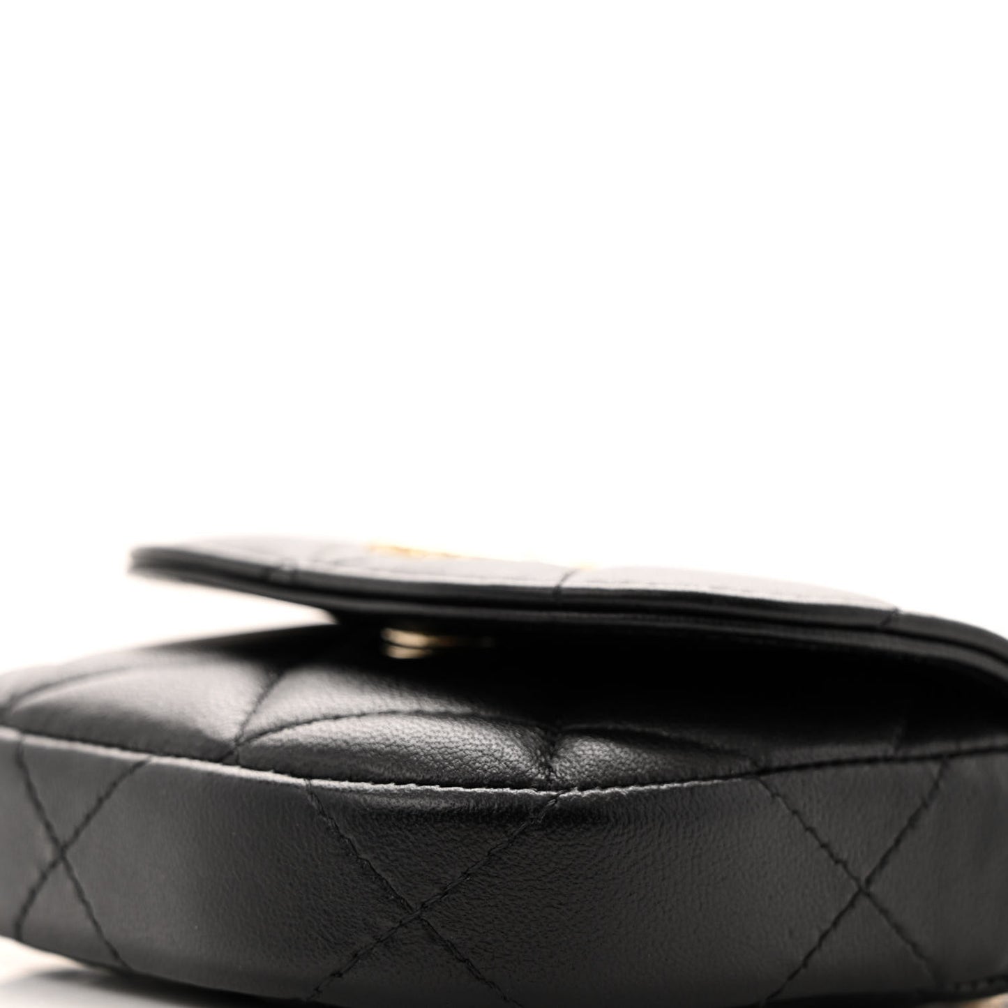 Lambskin Quilted Pearl Top Handle Clutch With Chain  Black