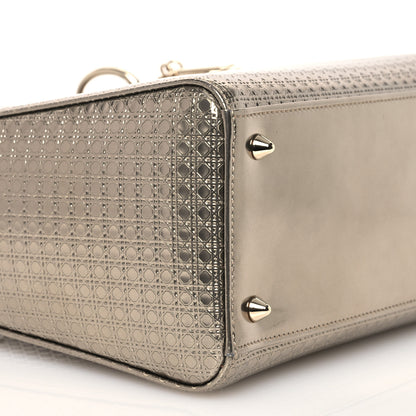 Christian Dior Metallic Patent Micro-Cannage Medium Lady Dior Champagne 9 of 14
