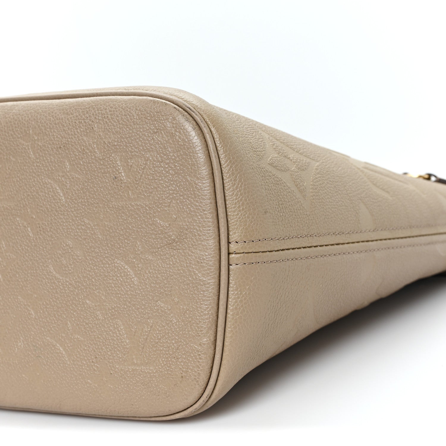 Louis Vuitton Empreinte Monogram Giant Neverfull MM Tourterelle 9 of 11
