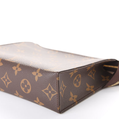 Louis Vuitton Monogram Toiletry Pouch 19 5 of 10